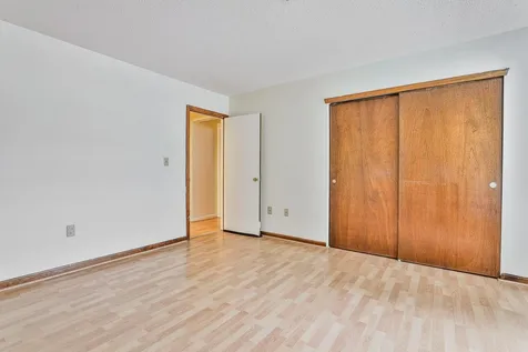 5 Blackstone Drive Nashua NH 03063