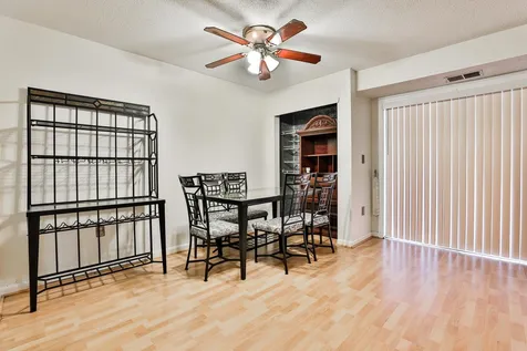 5 Blackstone Drive Nashua NH 03063