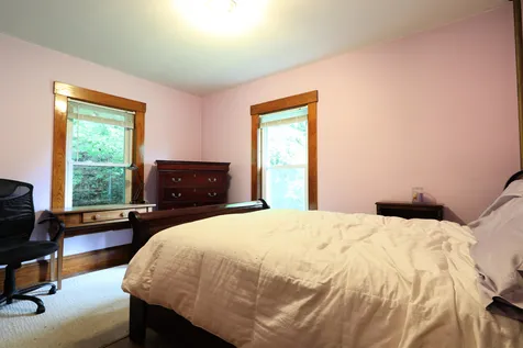 24 Fifth Avenue St. Johnsbury VT 05819