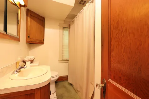 24 Fifth Avenue St. Johnsbury VT 05819