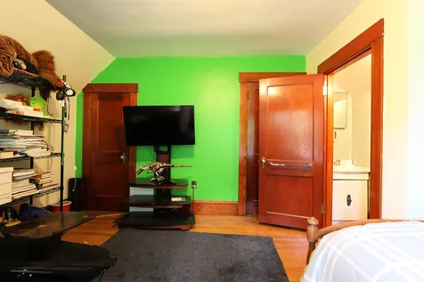 24 Fifth Avenue St. Johnsbury VT 05819