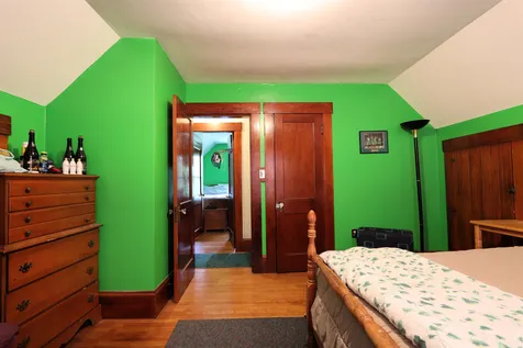 24 Fifth Avenue St. Johnsbury VT 05819