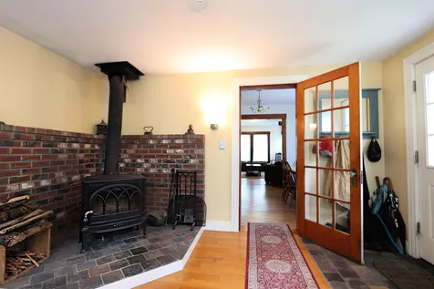 24 Fifth Avenue St. Johnsbury VT 05819