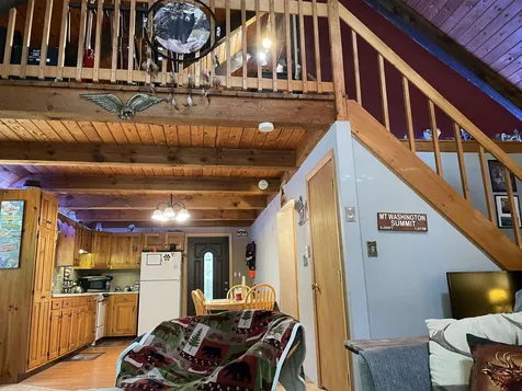 135 Pine River Path Effingham NH 03882