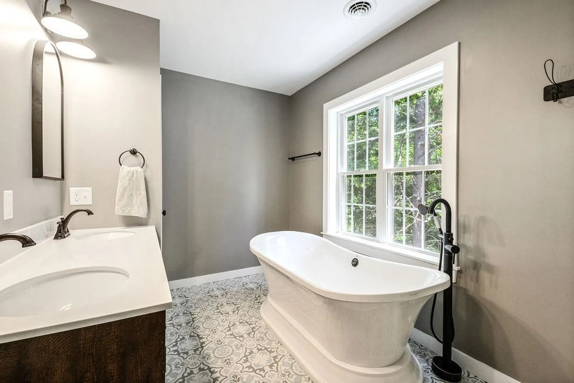 50 Nighthawk Hollow Drive Gilmanton NH 03837