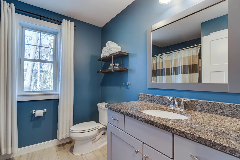 9 Adams Road Kittery ME 03904