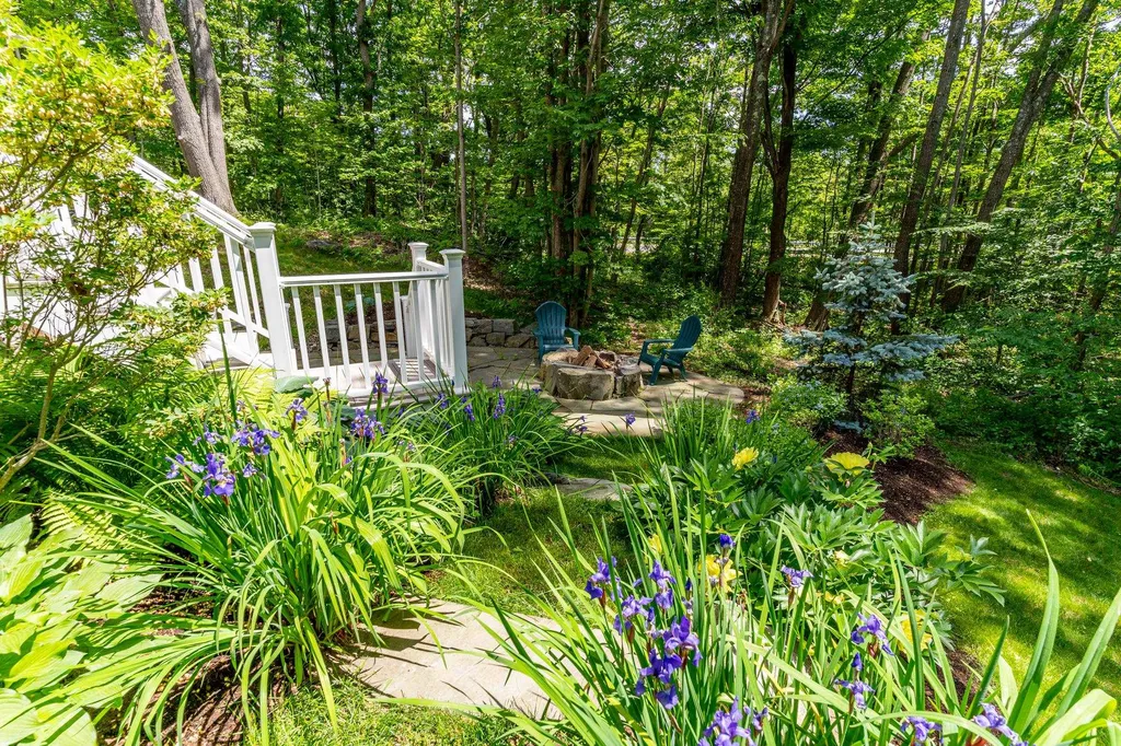 9 Adams Road Kittery ME 03904
