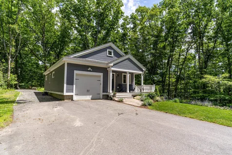 9 Adams Road Kittery ME 03904