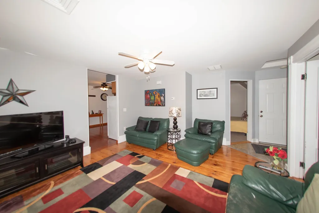 148 Lafayette Street Manchester NH 03102