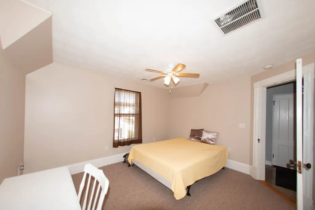 148 Lafayette Street Manchester NH 03102