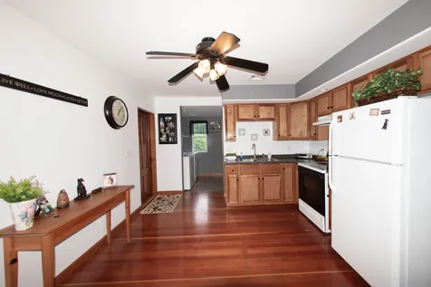 148 Lafayette Street Manchester NH 03102