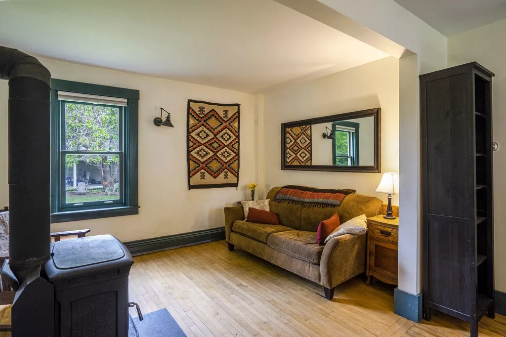160 Guilford Street Brattleboro VT 05301