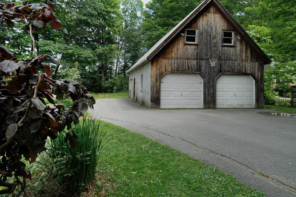160 Guilford Street Brattleboro VT 05301