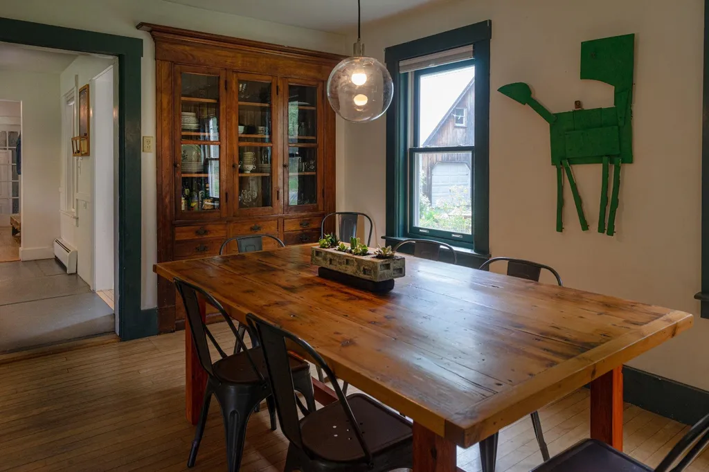 160 Guilford Street Brattleboro VT 05301