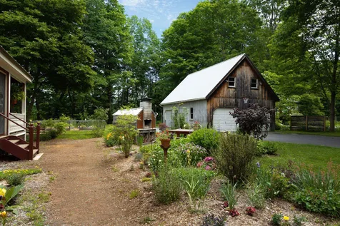 160 Guilford Street Brattleboro VT 05301