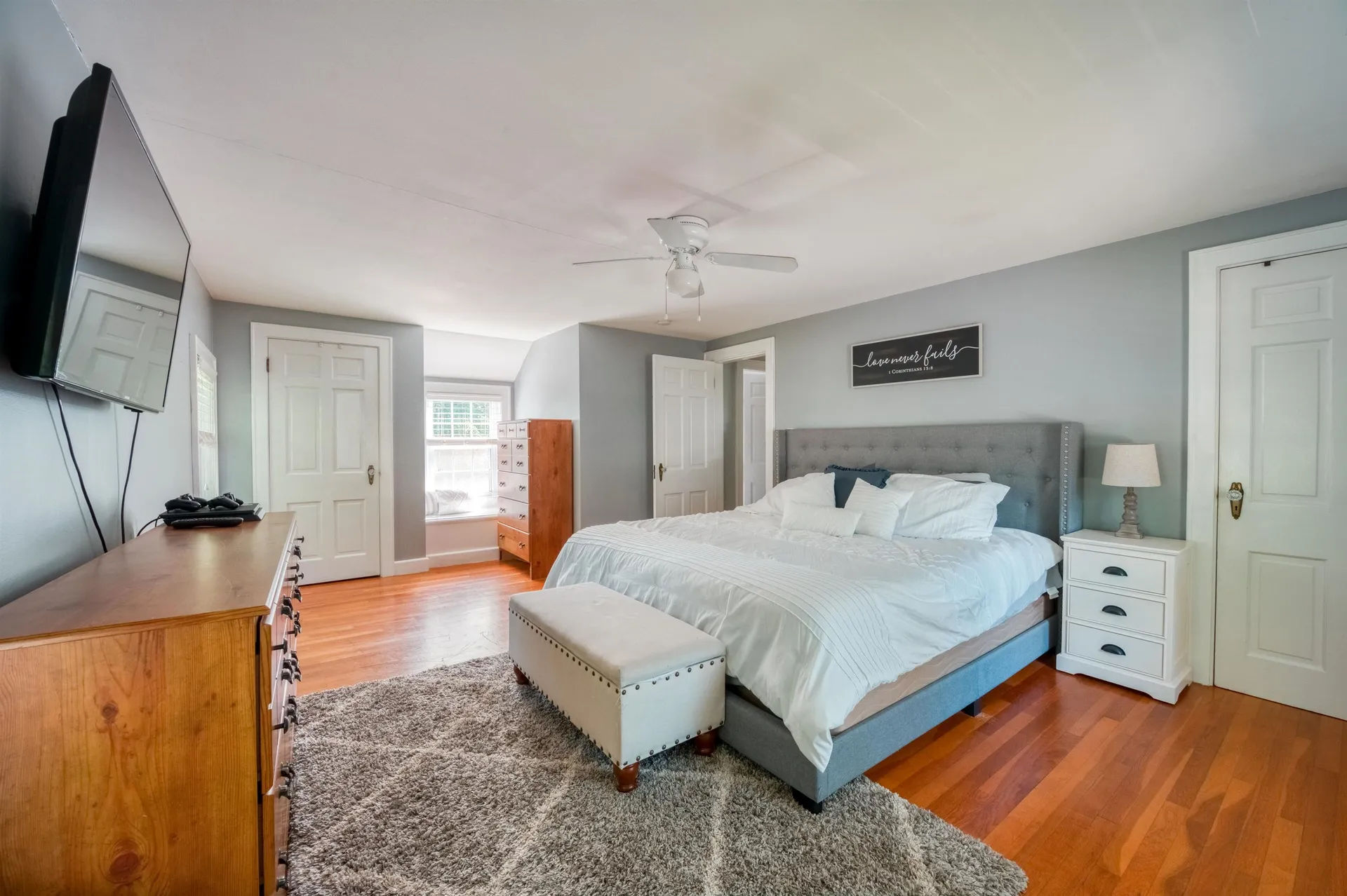 19 Boyd Road Derry NH 03038