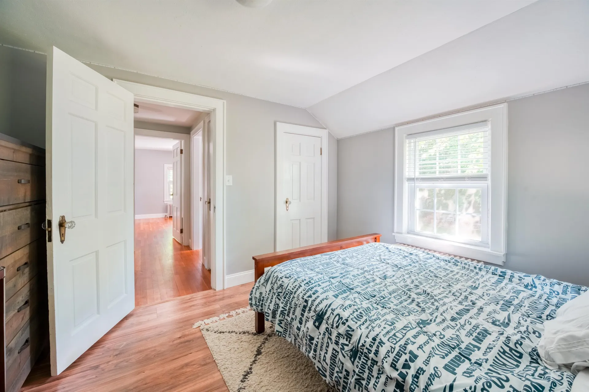 19 Boyd Road Derry NH 03038
