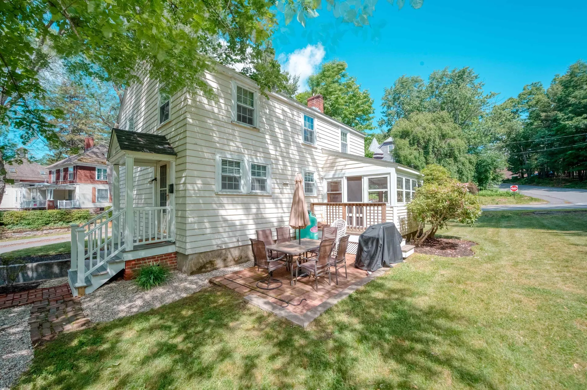 19 Boyd Road Derry NH 03038