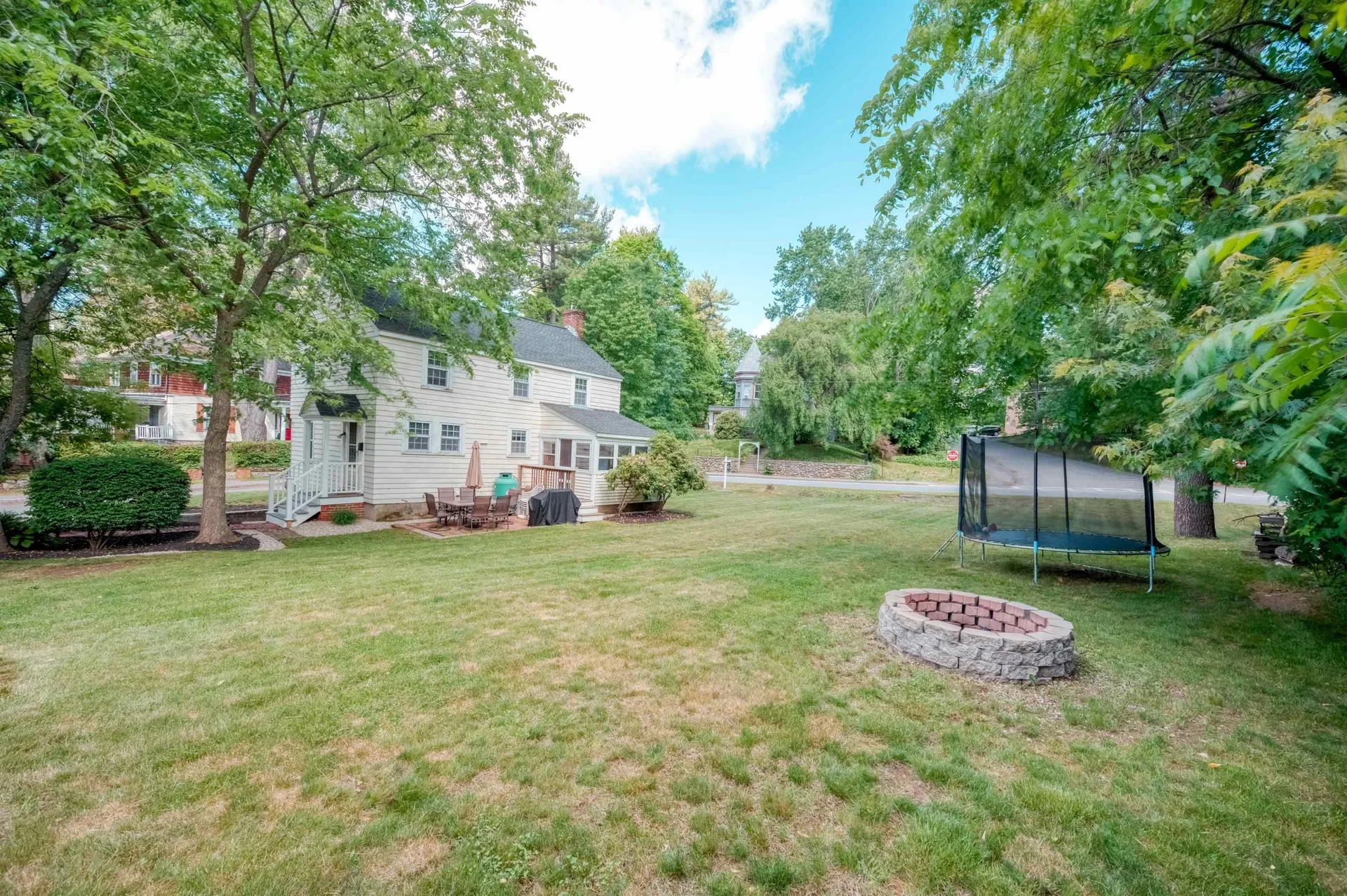 19 Boyd Road Derry NH 03038