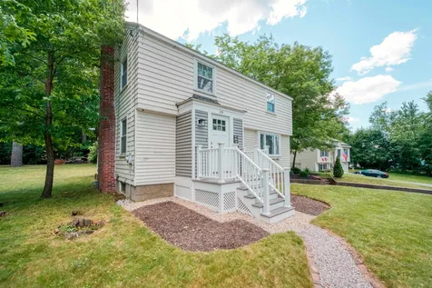 19 Boyd Road Derry NH 03038