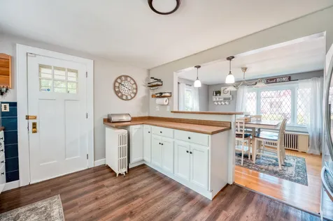 19 Boyd Road Derry NH 03038