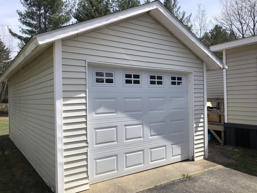 374 Sterling View Road Hyde Park VT 05655