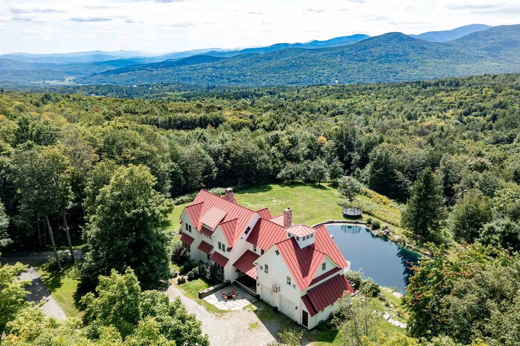 884 Wade Pasture Road Stowe VT 05672