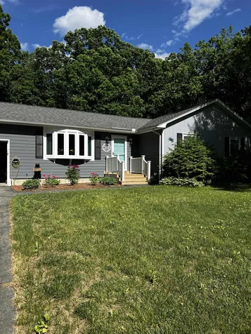 24 Jeff Lane Litchfield NH 03052