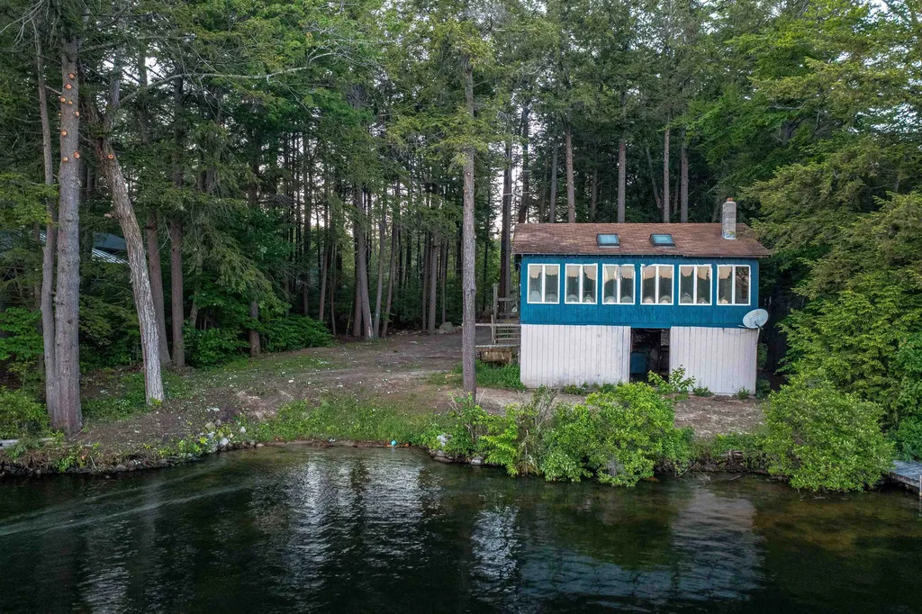 178 Castle Shore Road Moultonborough NH 03254