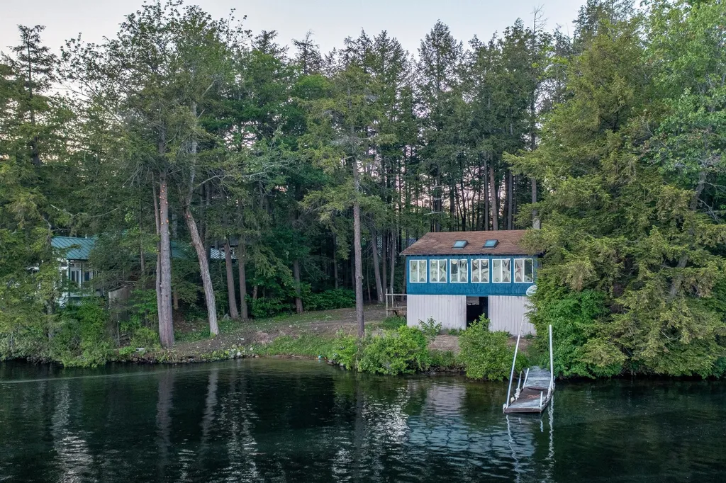 178 Castle Shore Road Moultonborough NH 03254