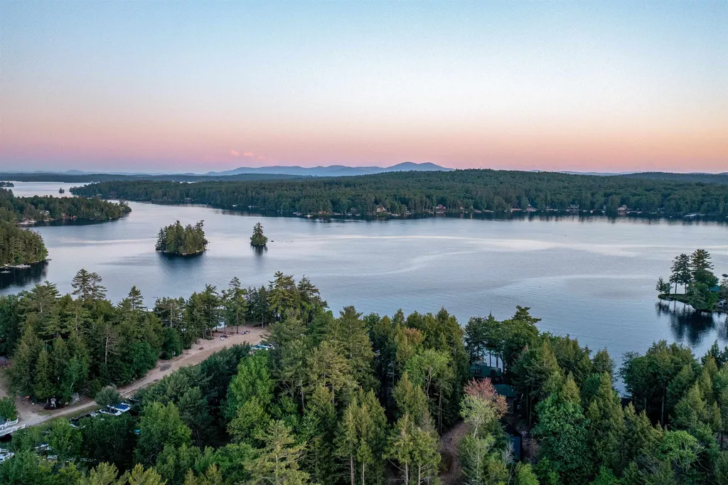 178 Castle Shore Road Moultonborough NH 03254