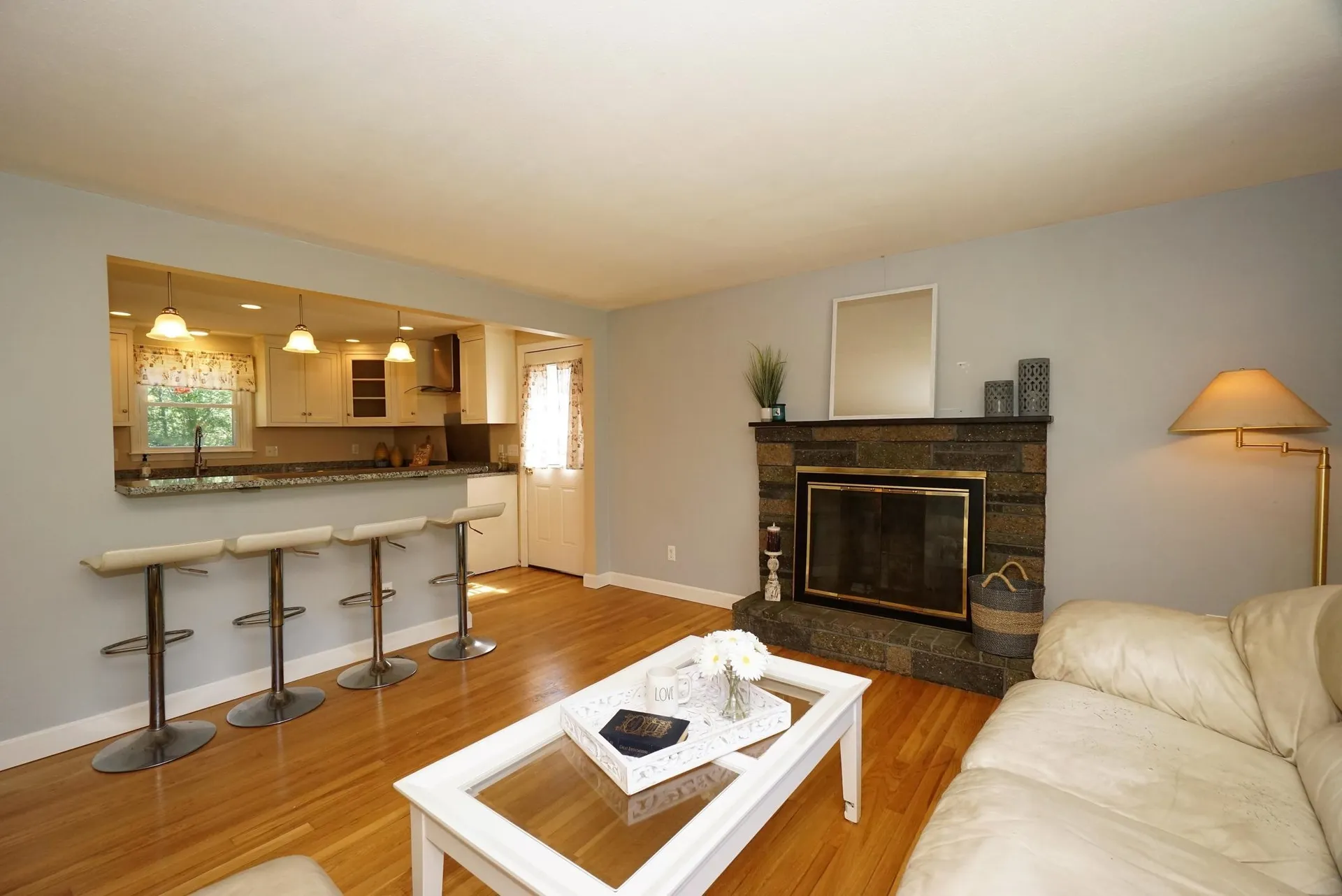 60 Brady Avenue Salem NH 03079