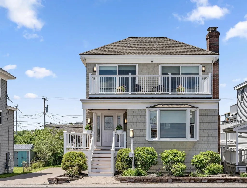 905 Ocean Boulevard Hampton NH 03842