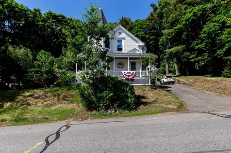 206 Baldwin Street Laconia NH 03246
