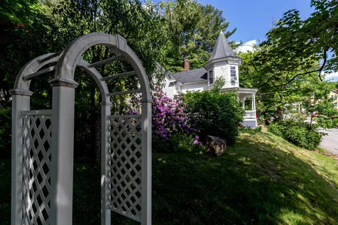206 Baldwin Street Laconia NH 03246