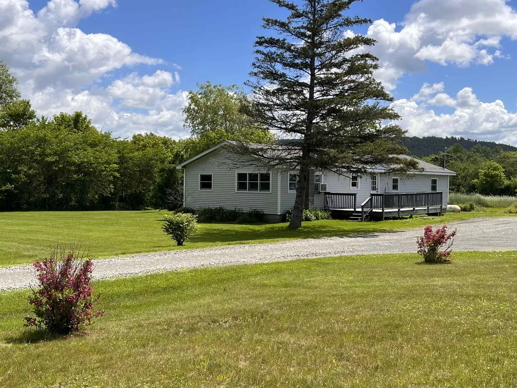 1462 Latham Road Thetford VT 05043-0264