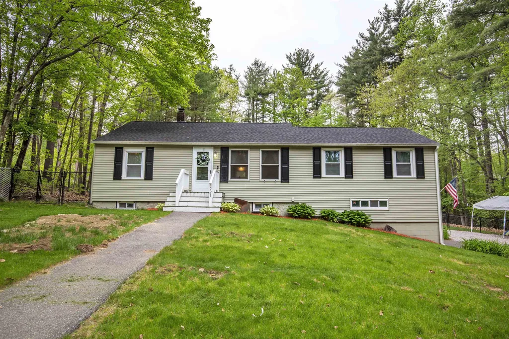 221 North Main Street Salem NH 03079