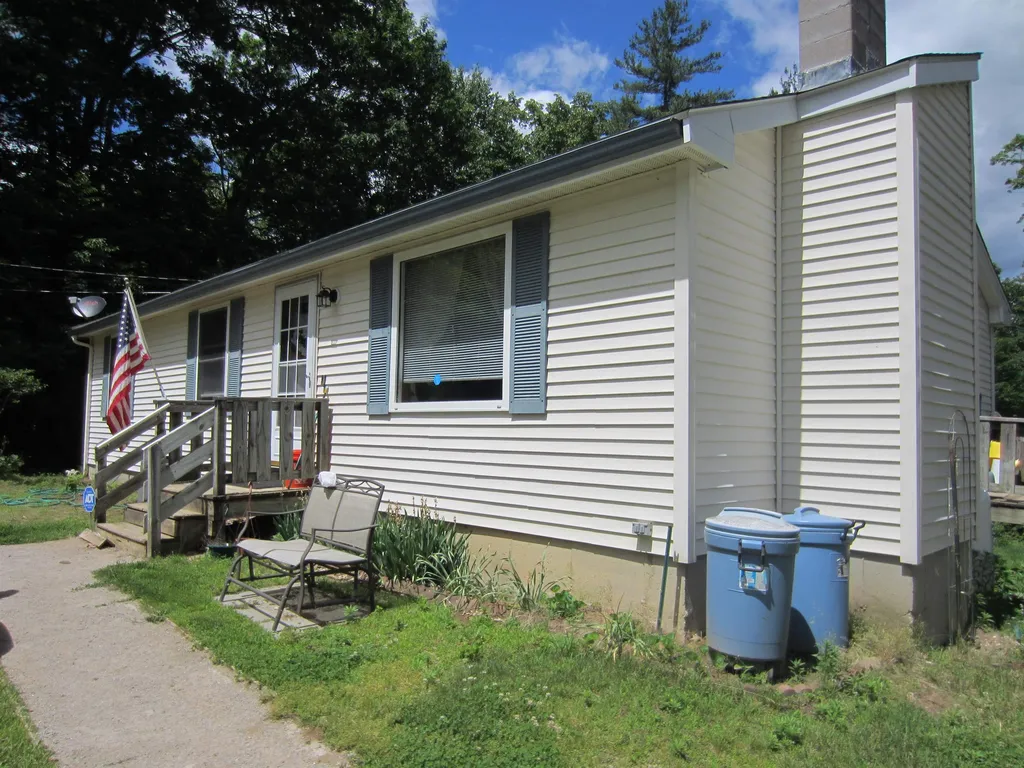 68 Corbett Road Barrington NH 03825