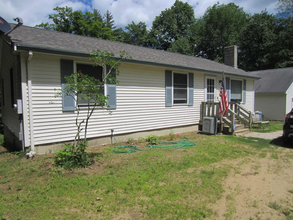68 Corbett Road Barrington NH 03825