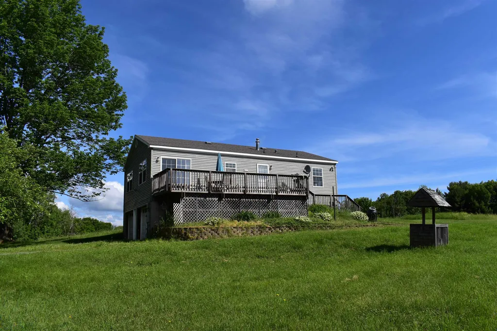 7185 Chamberlain Hill Road Vershire VT 05079