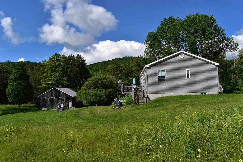 7185 Chamberlain Hill Road Vershire VT 05079