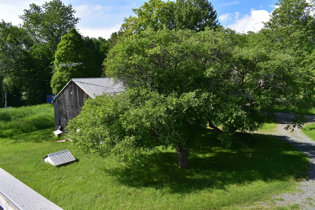 7185 Chamberlain Hill Road Vershire VT 05079