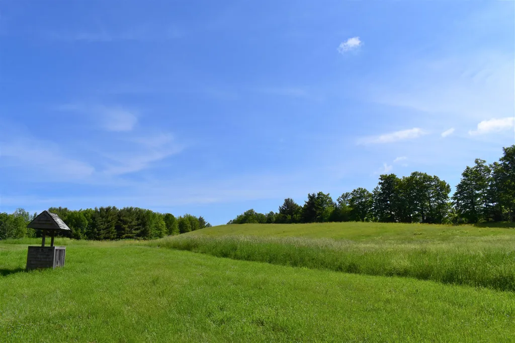 7185 Chamberlain Hill Road Vershire VT 05079