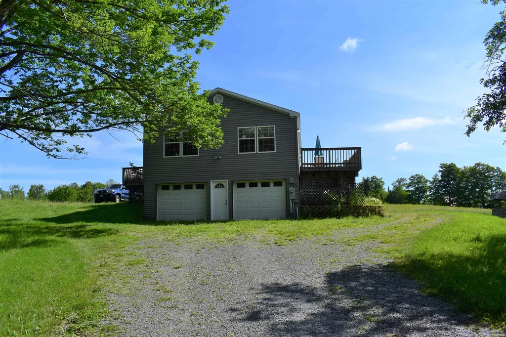 7185 Chamberlain Hill Road Vershire VT 05079