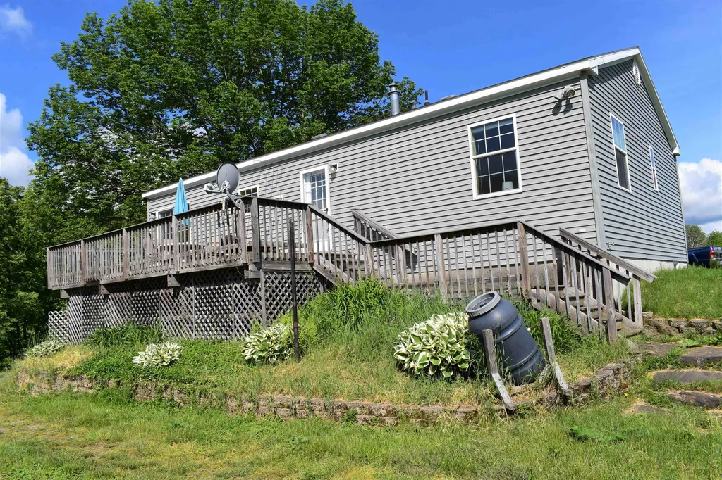 7185 Chamberlain Hill Road Vershire VT 05079