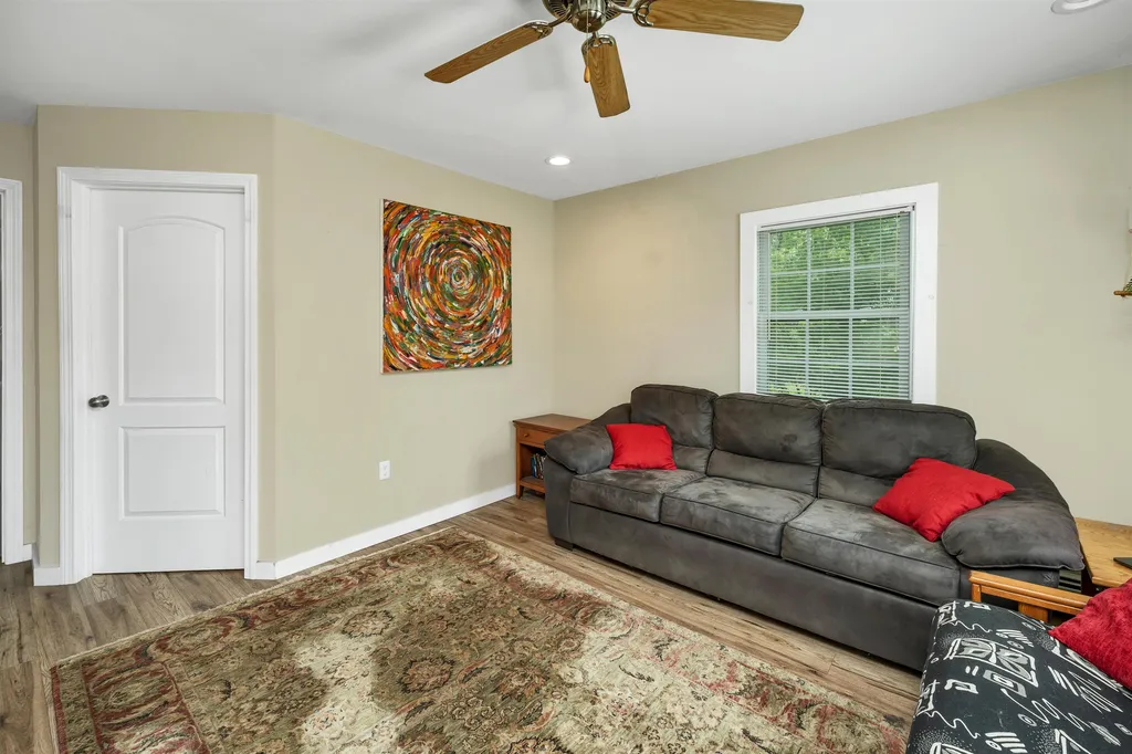 38 Mill Street Ashland NH 03217