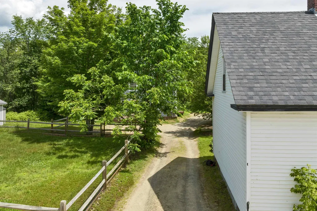 38 Mill Street Ashland NH 03217