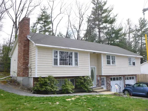 10 Sunapee Street Nashua NH 03063