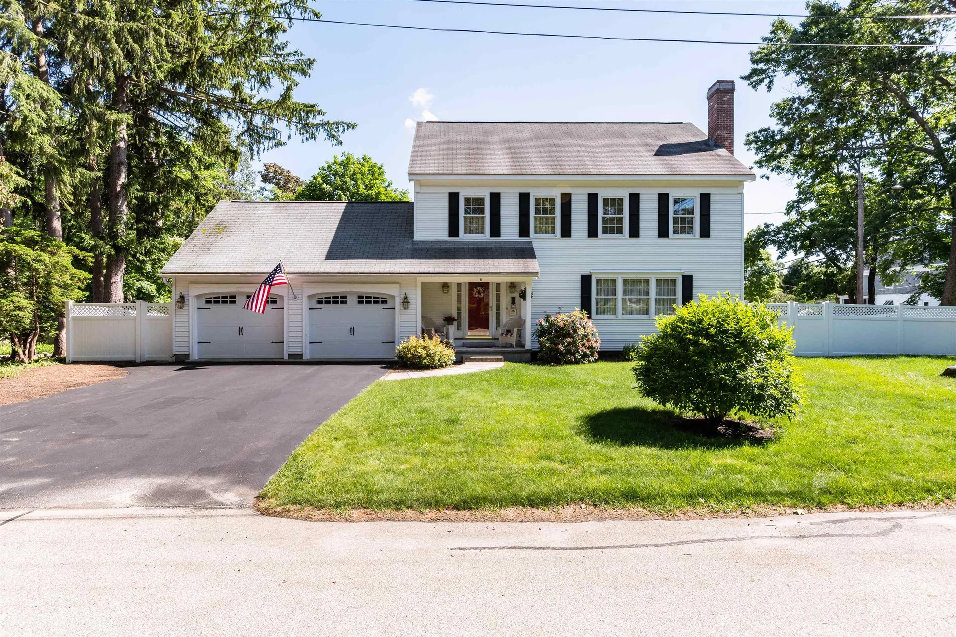 6 Elliott Street Nashua NH 03064