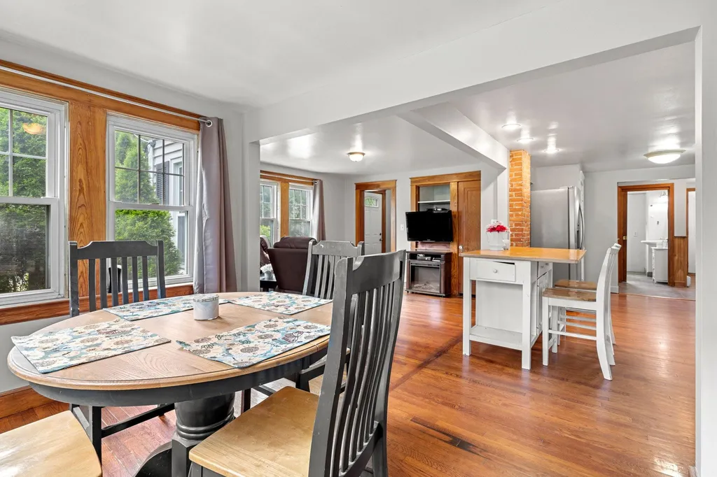 179 Sherburne Road Portsmouth NH 03801